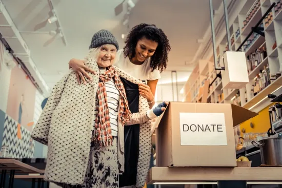 One Warm Coat Lets Anyone Help People In Need