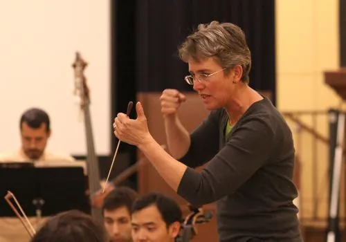 Directing a Bright New Future for the Symphony