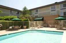 Hacienda Hotels Offer Travelers Comfort, Business Amenities Whether They're Staying Overnight or for Over a Week