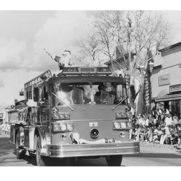 Pleasanton Parades for "Miss Liberty"