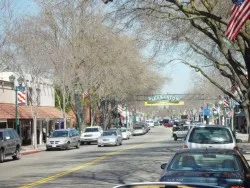 Downtown Pleasanton Boasts Big City Attractions With a Small Town Feel