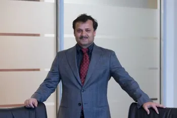 Software Consultants at Veear Projects Deploy Turnkey Solutions