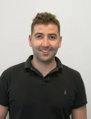 Avi Benaroya Brings Vision, Harmony to His Fast-Growing Online Retailer, SwimOutlet.com